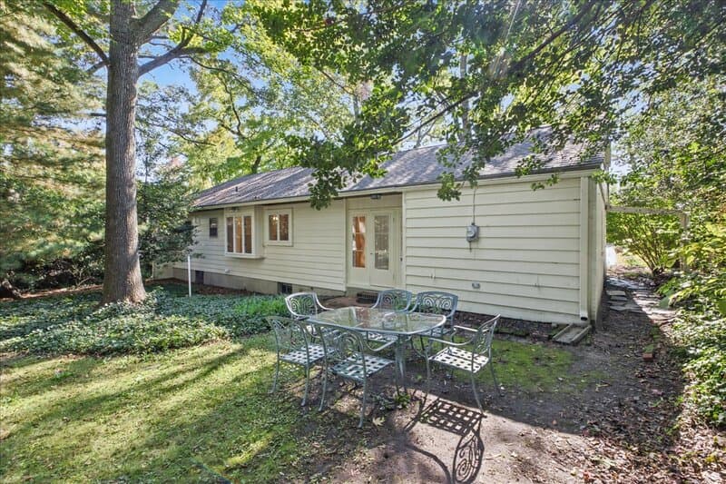 Haddon Township House: 17 Lockland Avenue