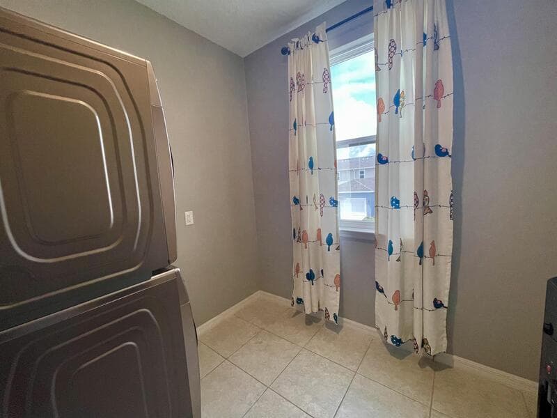 Wesley Chapel Townhome: 5211 Avalon Park Blvd - 1