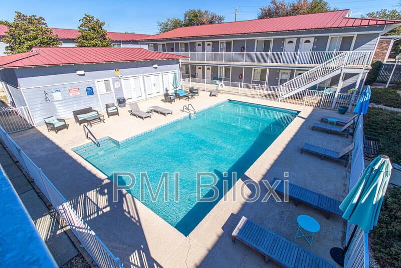 Biloxi Condo: 1664 Beach Boulevard