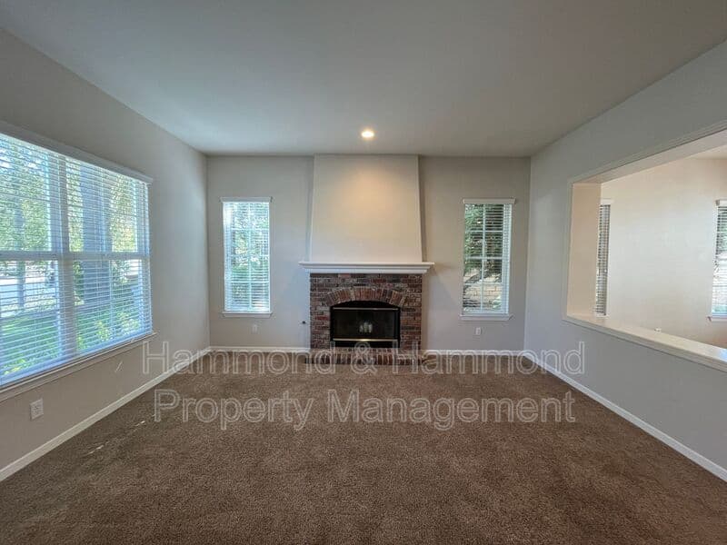 Simi Valley House: 5552 Evening Sky Dr