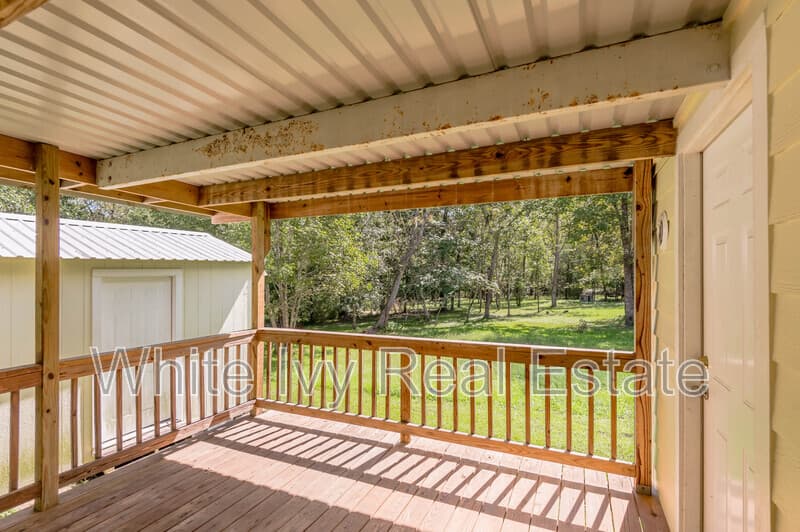 Riverside Condo: 4 Rainbow Drive