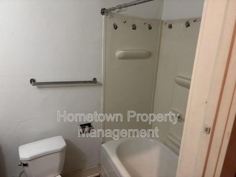 Shamokin Condo: 319 East Sunbury Street