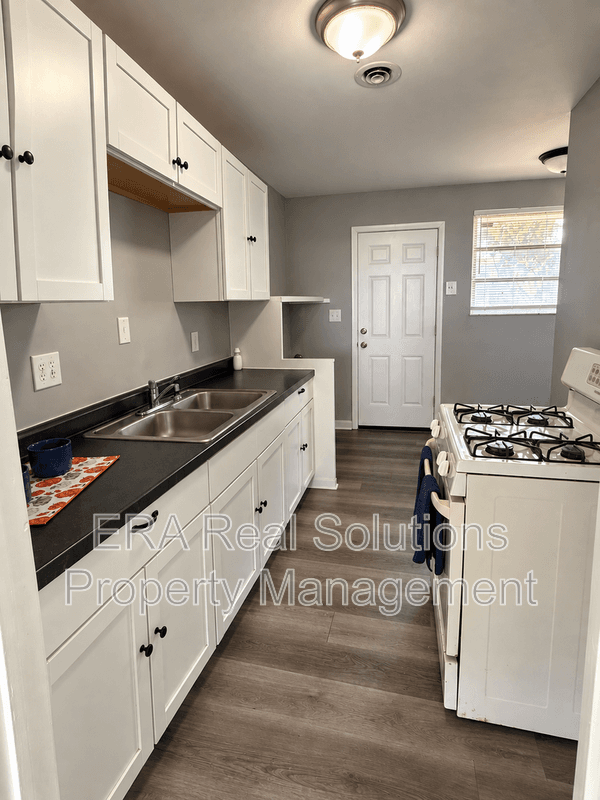 Columbus Condo: 3713 Dort Pl