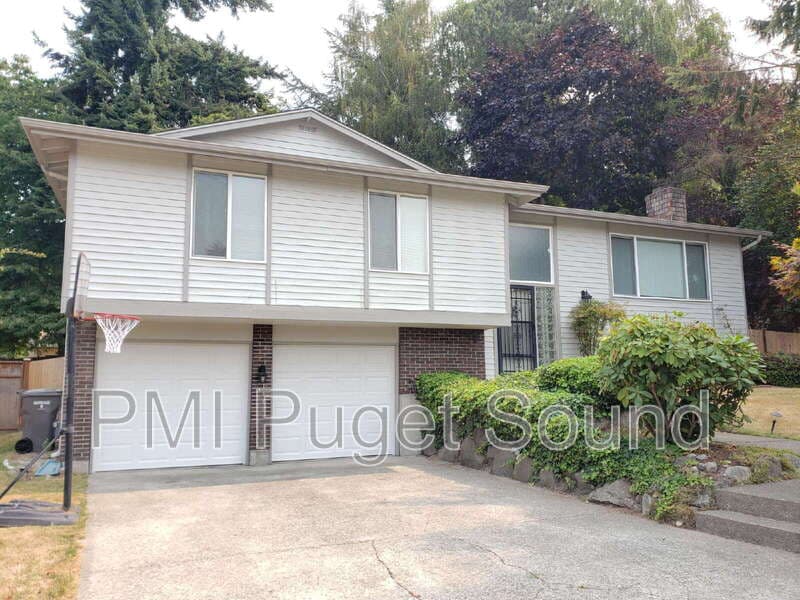 Federal Way House: 32728 35th Ave SW