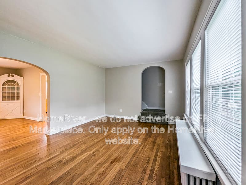 Pittsburgh Townhome: 3025 Norwood Ave