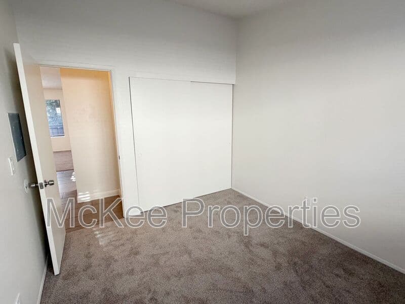San Diego Condo: 3028 Juniper Street