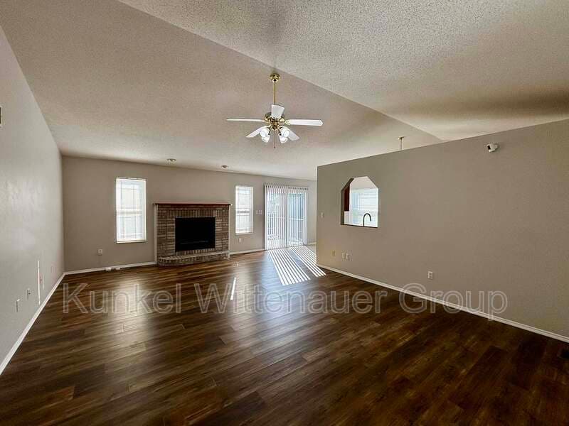 O'Fallon House: 1514 Peach Orchard Ln