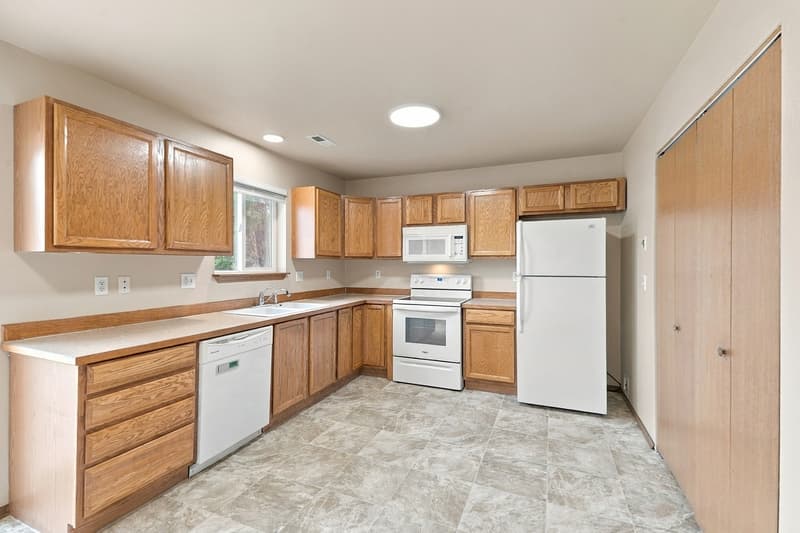 Post Falls House: 800 North Regal Court