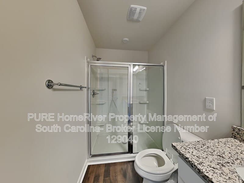 Elgin Townhome: 1054 Cornelia St