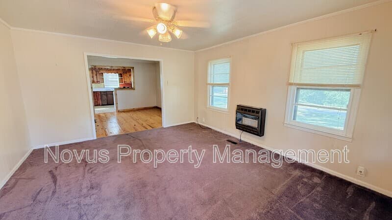 Tallapoosa House: 126 Kiker Street