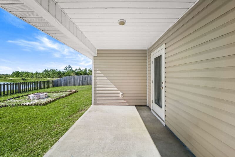 PANAMA CITY House: 7157 Hatteras Blvd