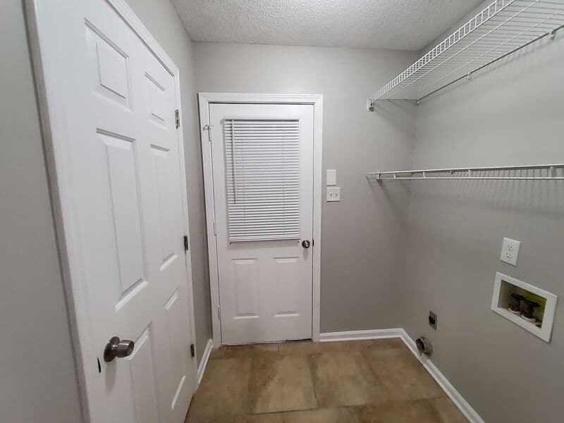 Cordova House: 647 S Sanga Rd