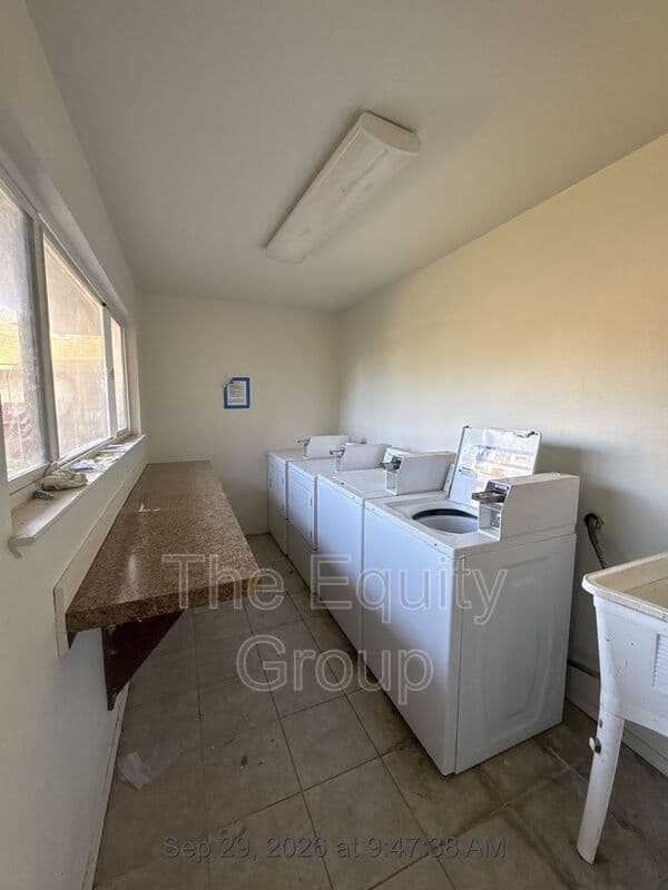 Exeter Condo: 320 North E Street