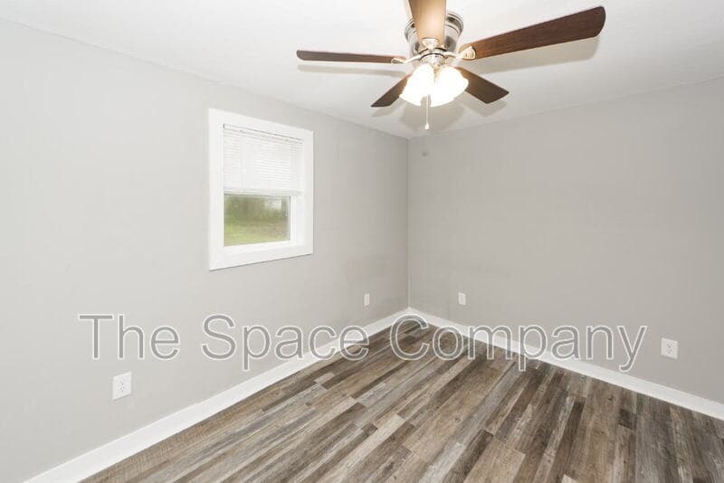 Moncks Corner House: 209 Testament Lane