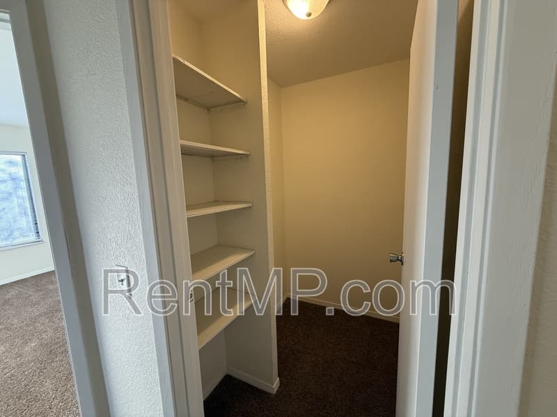 Mt Pleasant Townhome: 1825 S Crawford - Unit B06