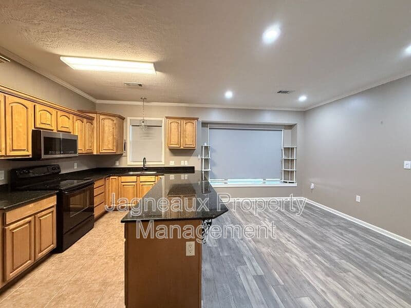 Lake Charles Condo: 1709 Ethel St.