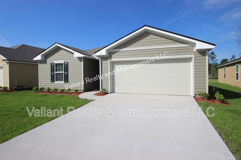 Jacksonville House: 2114 Tyson Lake Drive