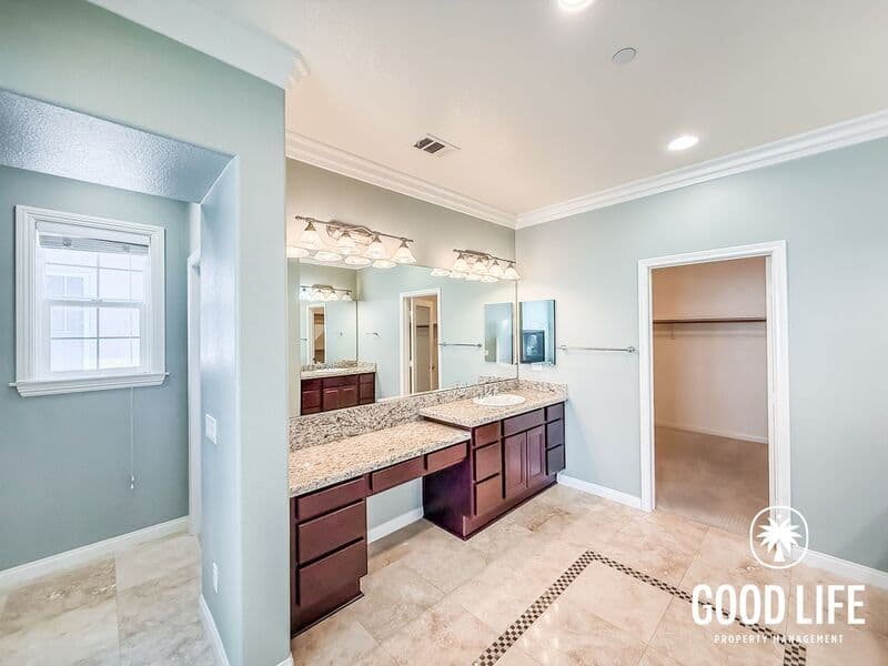 San Diego House: 17351 4S Ranch Pkwy