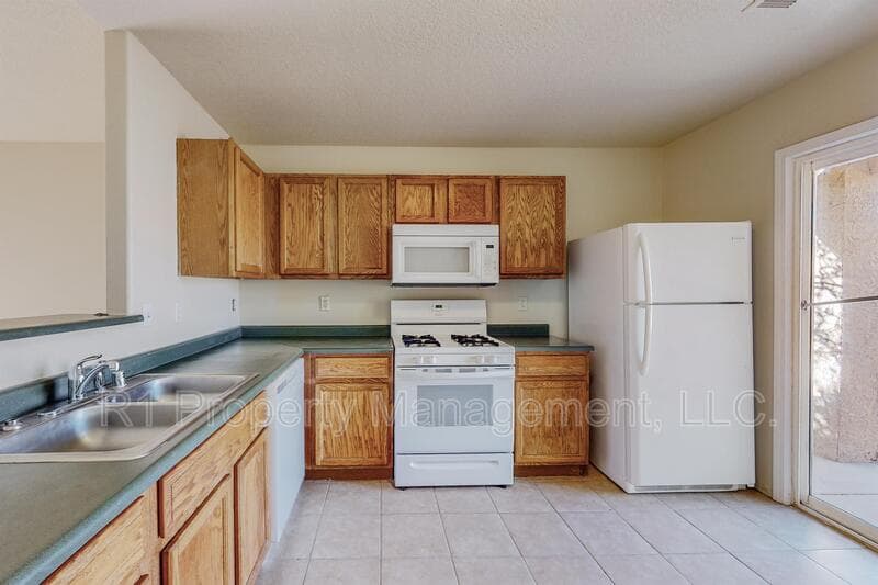 Rio Rancho House: 3473 Martin Meadows Drive Northeast