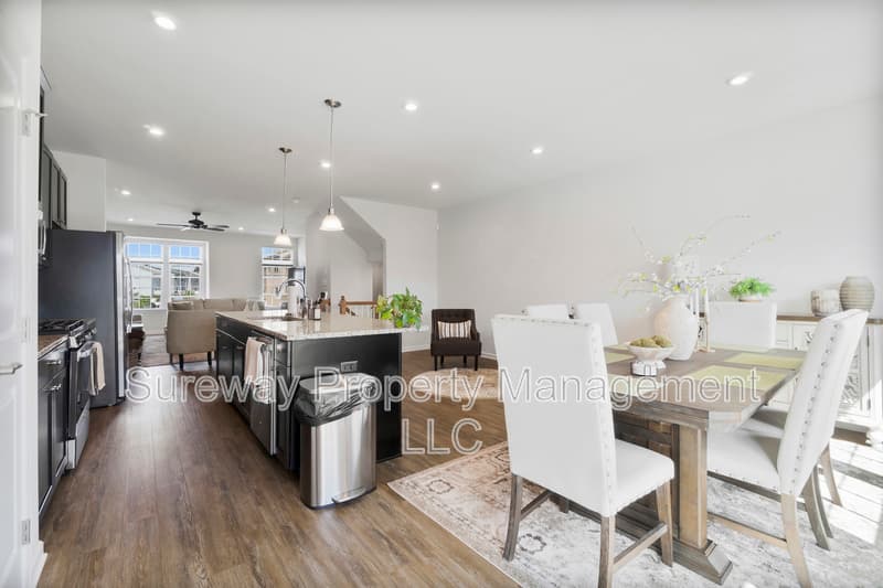 Sicklerville Townhome: 112 Freedom Way