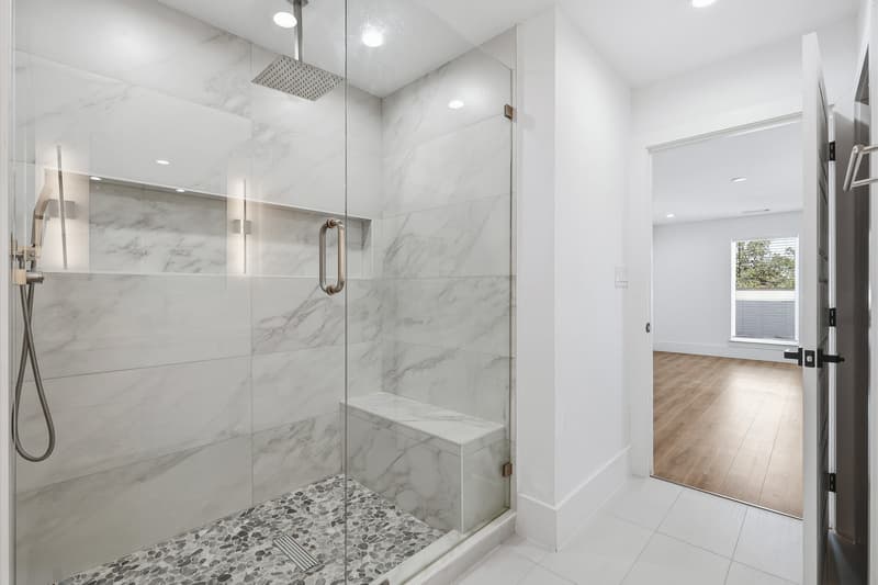 Dallas House: 2345 Hondo Avenue - 1