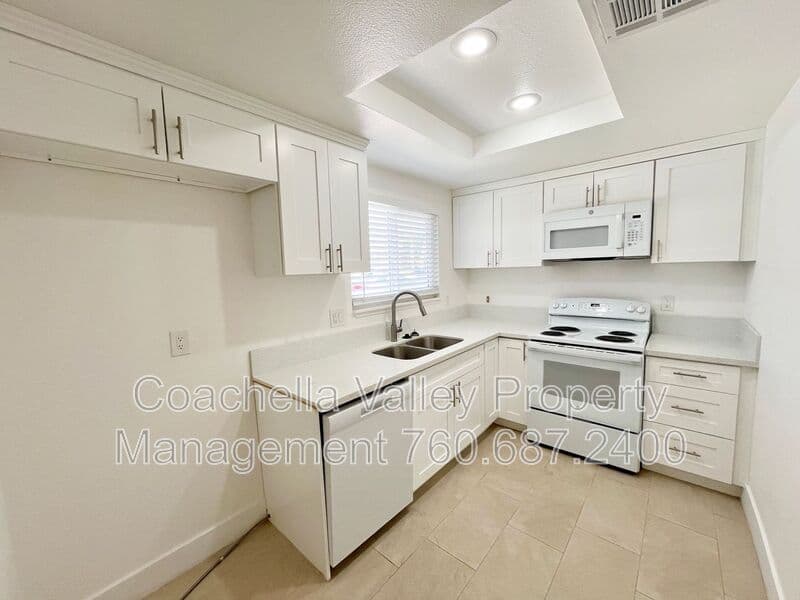 Cathedral City House: 34785 Vaquero Rd 103