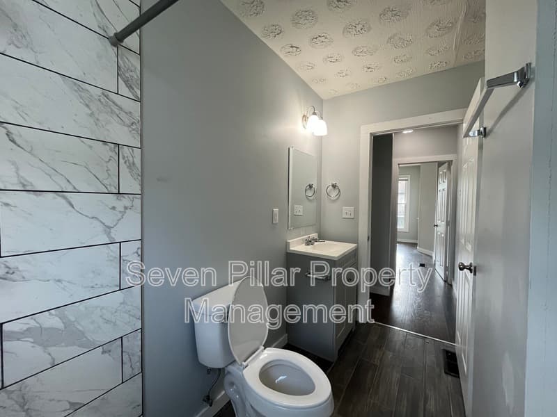 Columbus Condo: 114 Dana Ave
