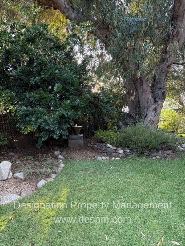 Altadena House: 4395 El Prieto