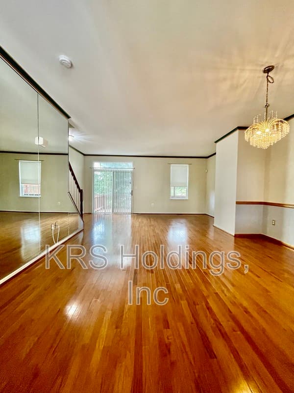 Woodbridge Townhome: 15241 Barnabas Trail