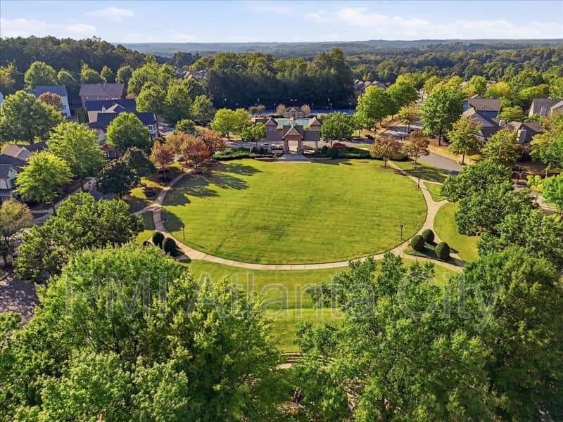 Suwanee Townhome: 4428 Grove Field Park NW
