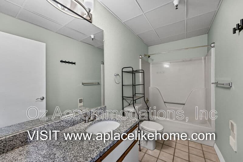 Kansas City Condo: 609 Central St