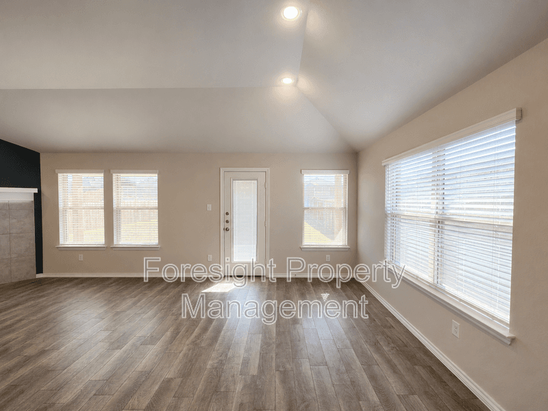 Aubrey House: 538 Concho St