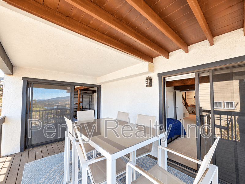 Escondido House: 9603 Indian Creek Way