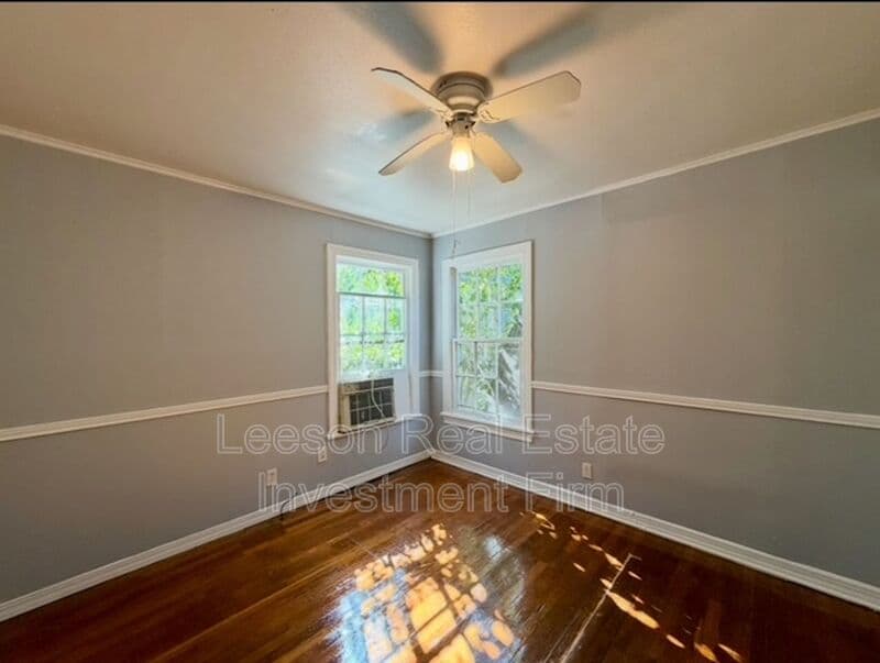 Shreveport House: 1141 Prospect