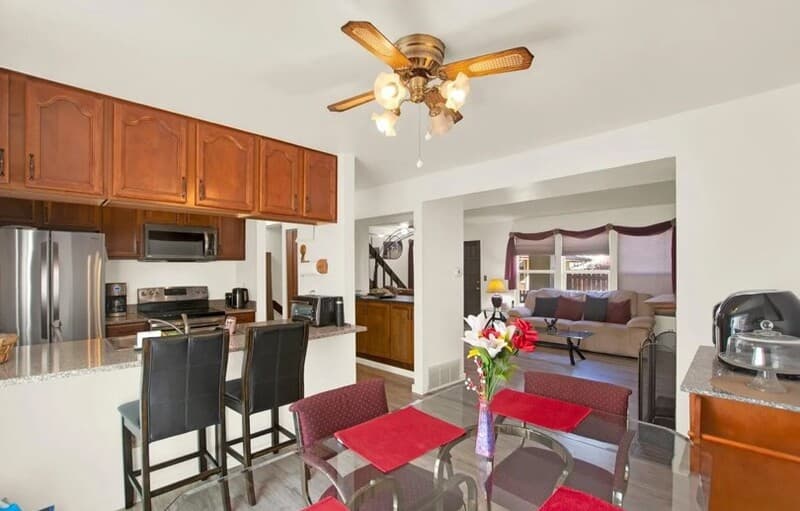Aurora House: 15057 E Jarvis Pl