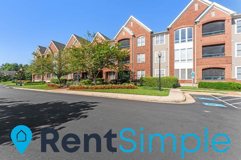 Gainesville Condo: 13890 Chelmsford Drive