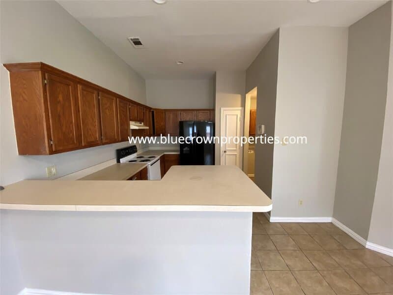 Balch Springs Condo: 12111 Quail Drive