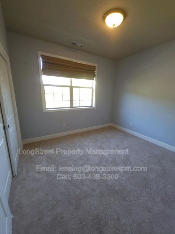 Portland House: 9739 NW Henry Ct