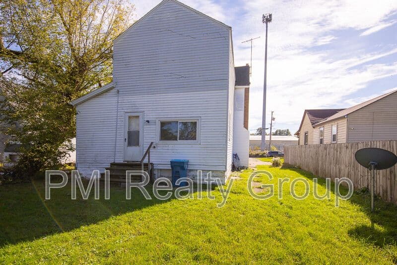 Lorain House: 1222 W 14 St.
