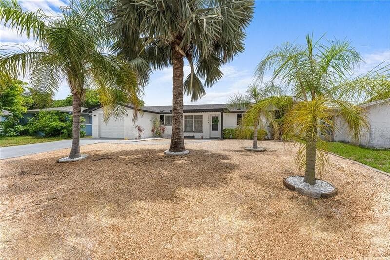 Port Richey House: 10914 Oakdale Avenue