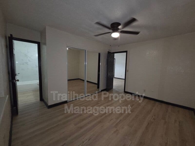 Independence House: 1301 E Frederick St
