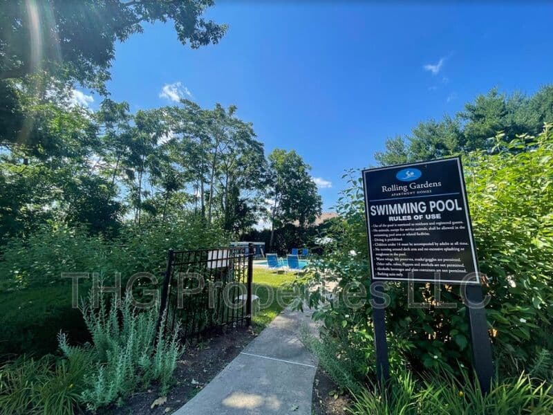Mahwah Condo: 405 FRANKLIN TPKE