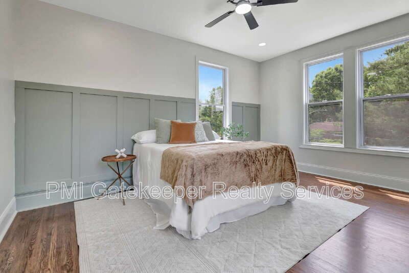 Cincinnati House: 3020 Daytona Avenue
