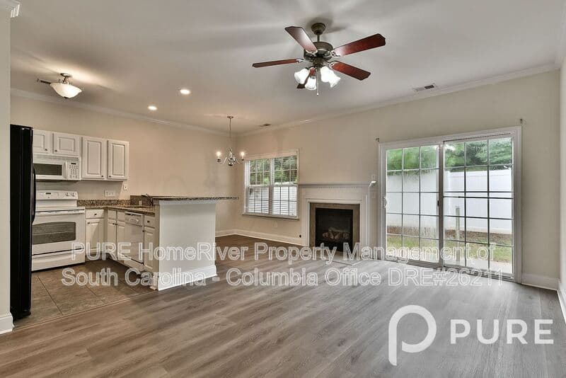 Lexington House: 316 Saluda Springs Rd