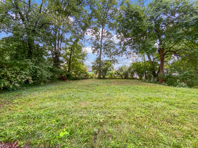 Prairie Village House: 7669 Rainbow Dr