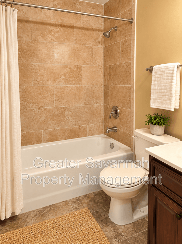 Savannah House: 902 Old Mill Road