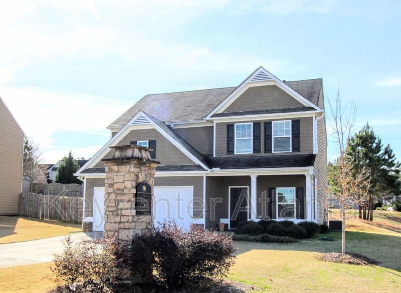 Dallas House: 12 Crown Dr