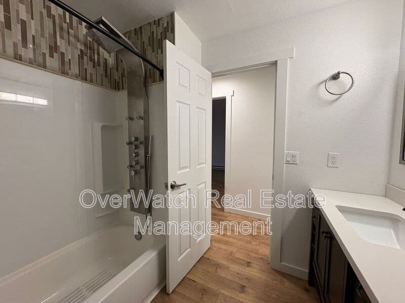 Anchorage Condo: 8601 Molanary Dr