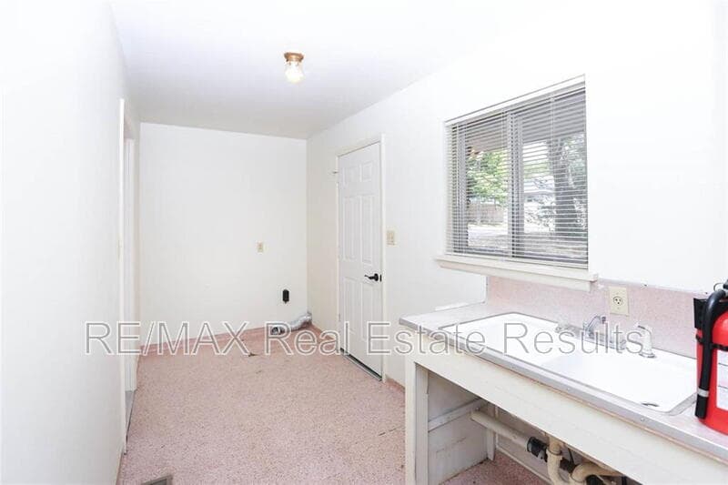 Prairie Grove Condo: 411 Kate Smith Street