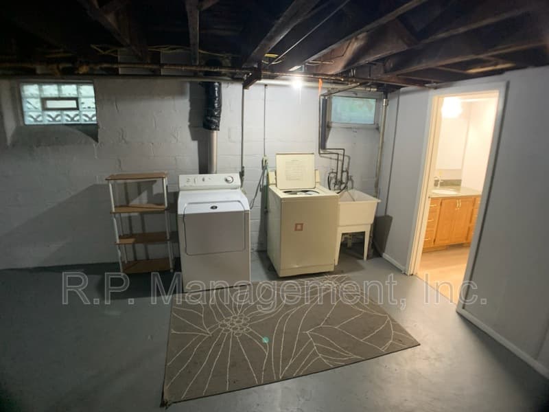 Saint Paul Condo: 1150 Central Ave W